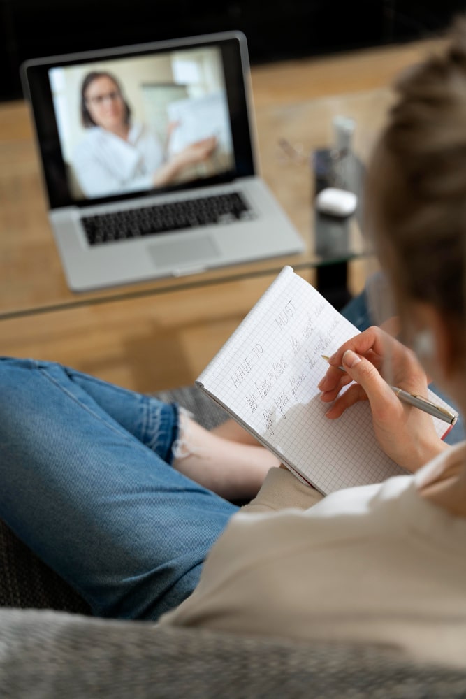 Depresyon Belirtileri Nelerdir ve Nasıl Başa Çıkılır? Profesyonel Destek ve İpuçları